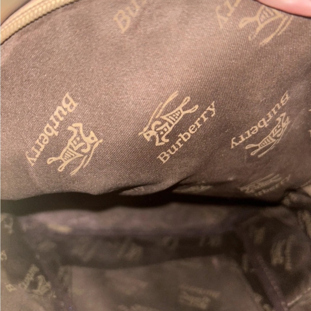 Backpack - Picture 4 of 4